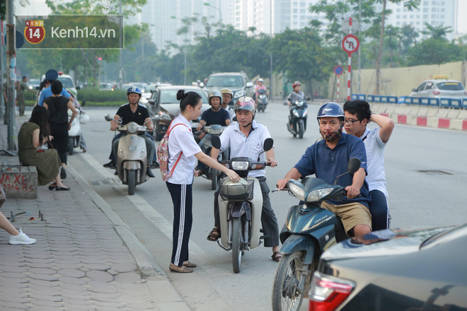 Học sinh căng thẳng trước giờ thi vào lớp 10 hệ chuyên: Con sẽ không dám nhìn mặt ai nếu thi trượt - Ảnh 10.