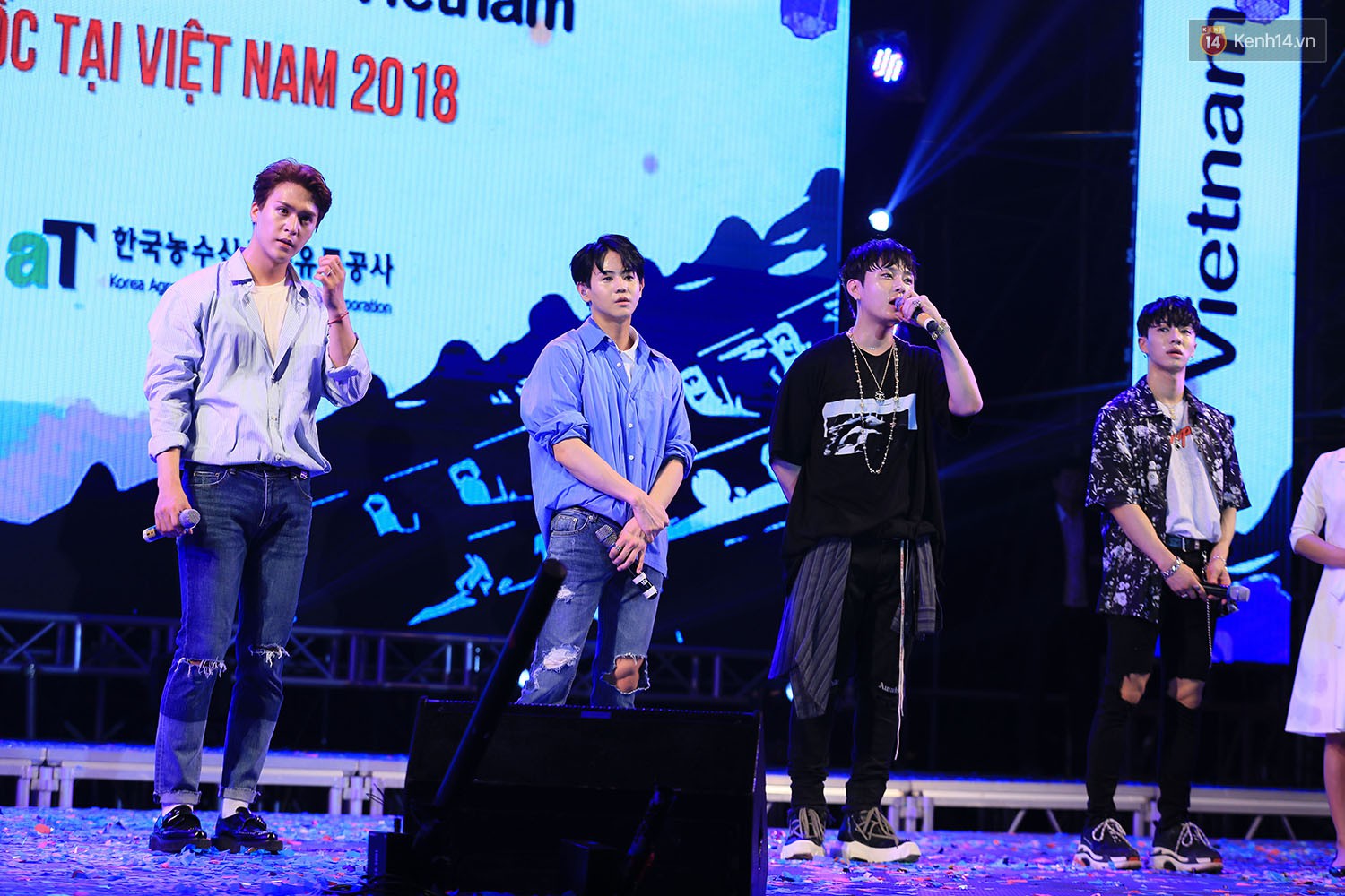 K-Food Fair 2018: Highlight bất ngờ diễn lại hit từ thời còn là B2ST, fanchant nổi da gà! - Ảnh 22.