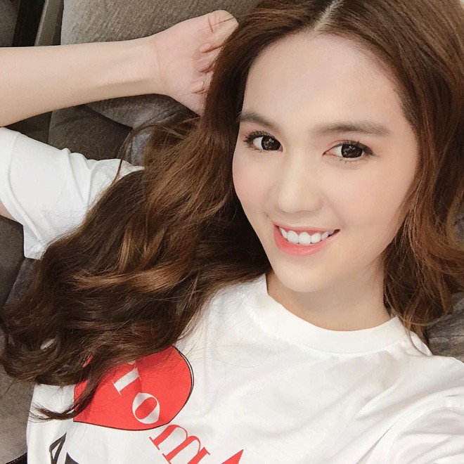 Bị chê mặc quê mãi, giờ thì Ngọc Trinh đã chuyển sang hướng dẫn chị em cách mặc đẹp - Ảnh 1. Bị chê mặc quê mãi, giờ thì Ngọc Trinh đã chuyển sang hướng dẫn chị em cách mặc đẹp - Ảnh 1.
