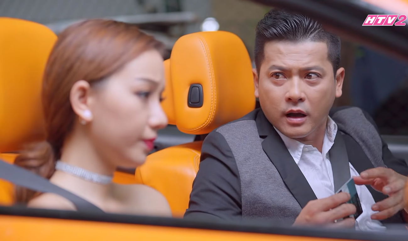 Băng Di của “Gạo Nếp Gạo Tẻ” đích thị là “con giáp thứ 13” bí ẩn và quyền lực nhất màn ảnh Việt - Ảnh 3. Băng Di của “Gạo Nếp Gạo Tẻ” đích thị là “con giáp thứ 13” bí ẩn và quyền lực nhất màn ảnh Việt - Ảnh 3.
