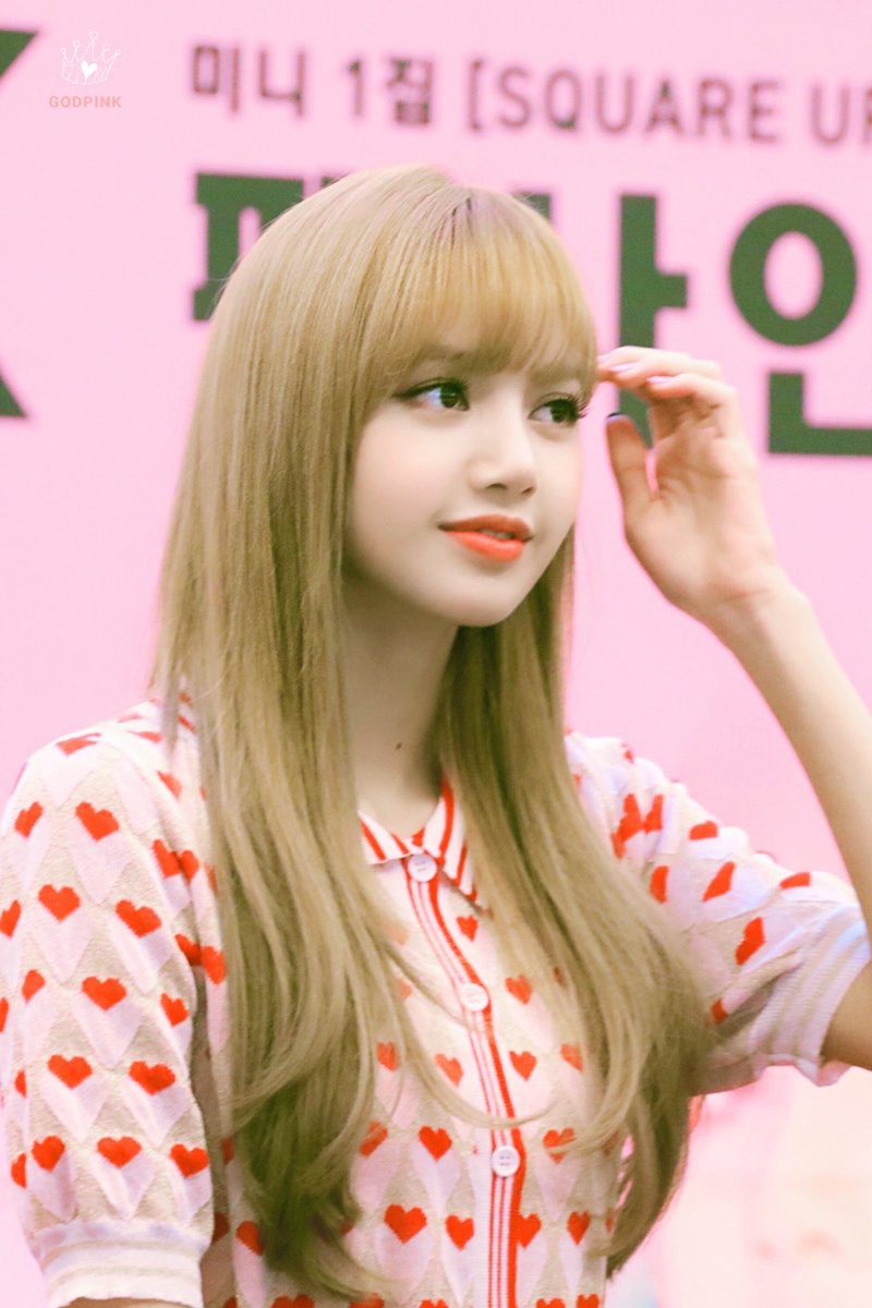 Lisa Blackpink ảnh photoshop: Bạn có thắc mắc về sự thật hoặc giả tạo trong những bức ảnh của Lisa Blackpink đang lan truyền trên mạng xã hội? Hãy xem những bức ảnh độc đáo được chỉnh sửa bằng photoshop cực kỳ chân thật và đầy sáng tạo để đánh giá khả năng chỉnh sửa ảnh của người hâm mộ.