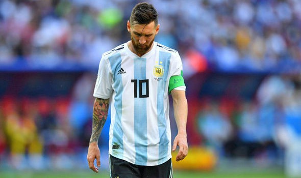 Giấc mơ đã chết, Lionel Messi nên tự giải thoát mình khỏi xiềng xích World Cup - Ảnh 2.