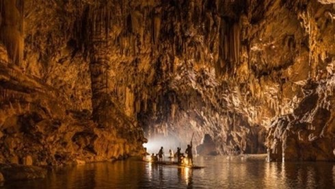 Th&aacute;i Lan: Cần c&oacute; biện ph&aacute;p bảo vệ du kh&aacute;ch thăm quan hang Tham Luang - Ảnh 1.