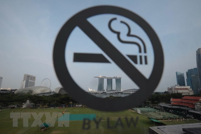 Singapore lắp hàng trăm camera nhiệt để ngăn chặn hành vi hút thuốc lá - Ảnh 1.