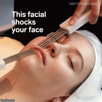 Phương pháp massage mặt bằng dòng điện này sẽ giúp làn da khỏe đẹp bất chấp tuổi tác - Ảnh 2.