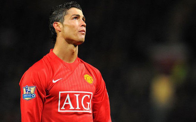 Tiết lộ: Trước khi sang Juventus, Ronaldo từng bị Man United đối xử phũ phàng - Ảnh 1.
