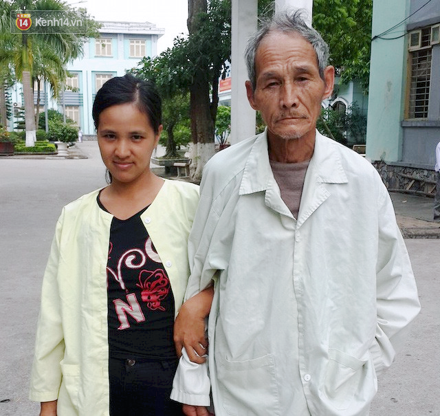 Hôn nhân của người vợ 29 tuổi và chồng 72 tuổi ở Hà Nam: Sau hạnh phúc là  cuộc sống khổ cực trăm bề để nuôi 3 đứa con