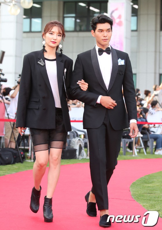 model-haneul-hanseungsoo-1531399343728739720755.jpg