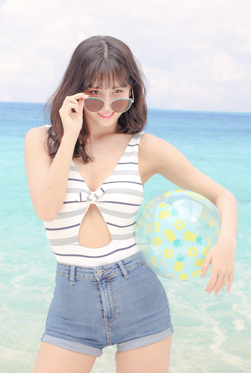 momo-153136625484988277648.jpg