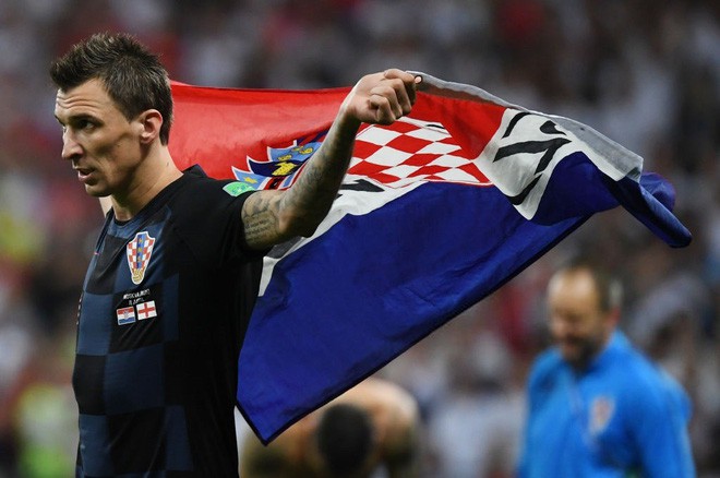 Mandzukic: Hình xăm... sai chính tả trên lưng và chất chiến binh trong từng bước chạy - Ảnh 4.