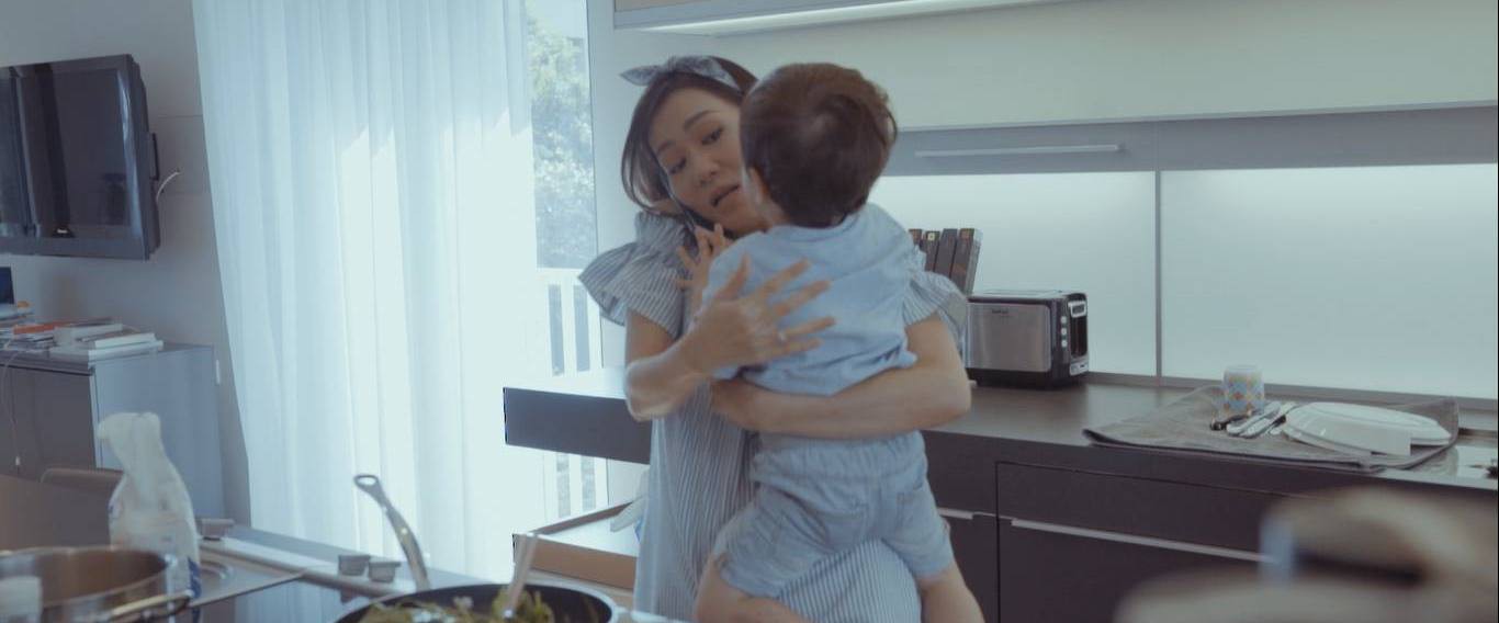 Bé Gấu lần đầu được Thu Minh giới thiệu công khai trong teaser MV mới của mẹ - Ảnh 4. Bé Gấu lần đầu được Thu Minh giới thiệu công khai trong teaser MV mới của mẹ - Ảnh 4.