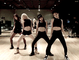V&ograve;ng eo của bộ đ&ocirc;i mỹ nh&acirc;n Black Pink lại g&acirc;y b&atilde;o v&igrave; thon kh&oacute; tin, c&oacute; thể được xem l&agrave; nhỏ nhất Kpop - Ảnh 5.