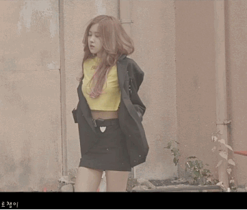 V&ograve;ng eo của bộ đ&ocirc;i mỹ nh&acirc;n Black Pink lại g&acirc;y b&atilde;o v&igrave; thon kh&oacute; tin, c&oacute; thể được xem l&agrave; nhỏ nhất Kpop - Ảnh 15.