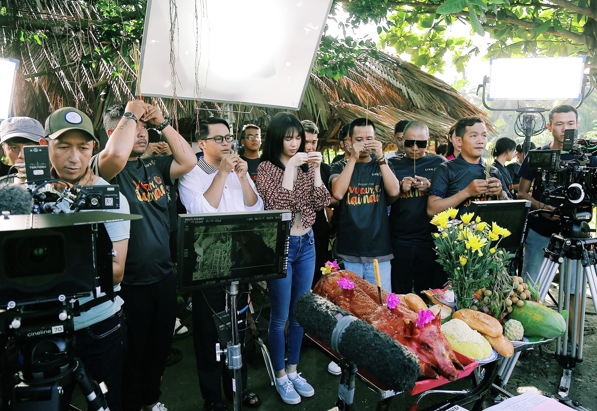 2 năm sau Vòng Eo 56, Ngọc Trinh bất ngờ trở lại tấn công màn ảnh! - Ảnh 3.