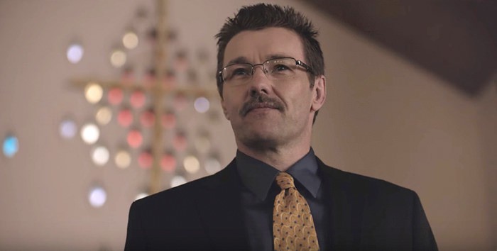 Trai đẹp Lady Bird cùng chàng thơ Troye Sivan tố cáo chương trình chữa gay điên rồ trong Boy Erased - Ảnh 7. Trai đẹp Lady Bird cùng chàng thơ Troye Sivan tố cáo chương trình chữa gay điên rồ trong Boy Erased - Ảnh 7.