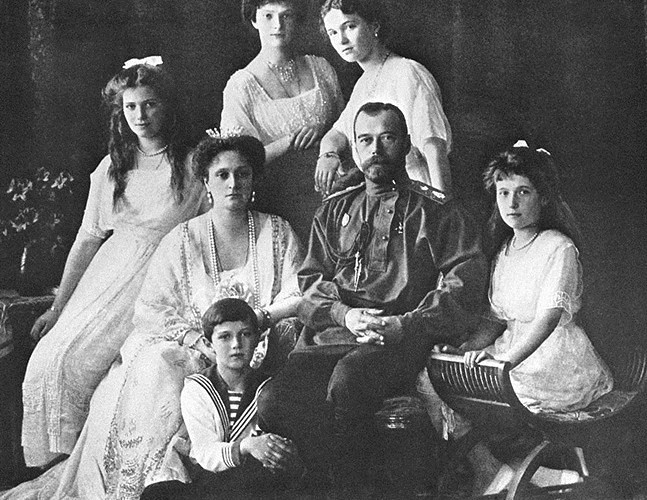 Ảnh: Gia đình Sa hoàng Nicholas Romanov - hoàng đế cuối cùng của Nga - Ảnh 1.