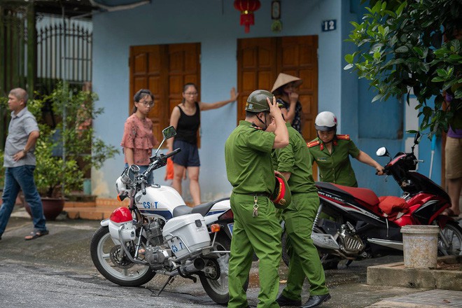  Công an Hà Giang khám xét nhà ông Vũ Trọng Lương - Ảnh 7.