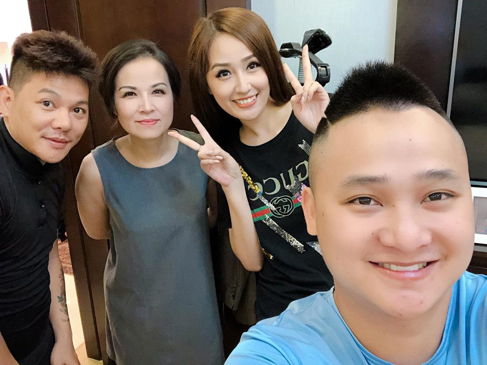 Cô dâu Tú Anh mặc áo dài đỏ, xinh đẹp rạng rỡ trước giờ tổ chức hôn lễ tại Hà Nội - Ảnh 6.