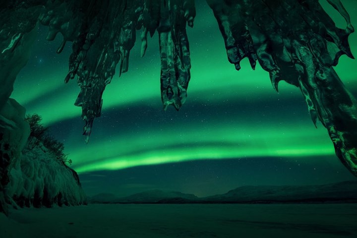 Những bức ảnh ngoạn mục về vũ trụ huyền ảo v&agrave; kỳ b&iacute; - Ảnh 18.