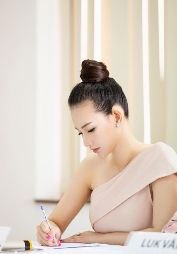 Bị đồn có đại gia chống lưng để mở công ty, Quỳnh Chi viết tâm thư đáp trả khiến cư dân mạng tâm phục khẩu phục - Ảnh 1.