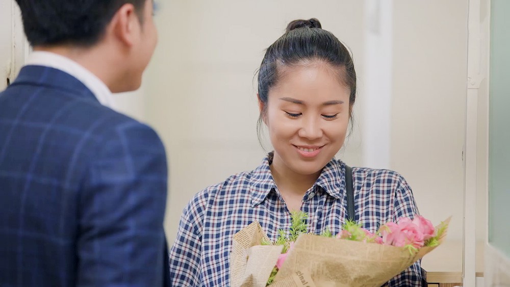 Gạo Nếp Gạo Tẻ: Hết đòi li dị vợ, Công còn bỏ luôn hai con để sống trọn kiếp trai bao vì đam mê! - Ảnh 5. Gạo Nếp Gạo Tẻ: Hết đòi li dị vợ, Công còn bỏ luôn hai con để sống trọn kiếp trai bao vì đam mê! - Ảnh 5.