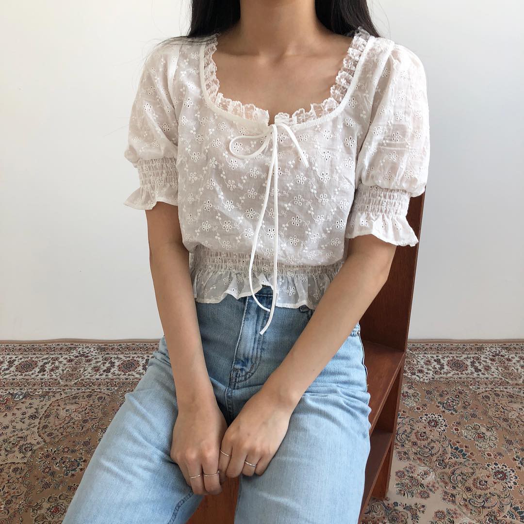 10 kiểu áo blouse hot nhất hiện nay, ngắm rồi chỉ muốn sắm cho bằng hết để mặc  - Ảnh 11.