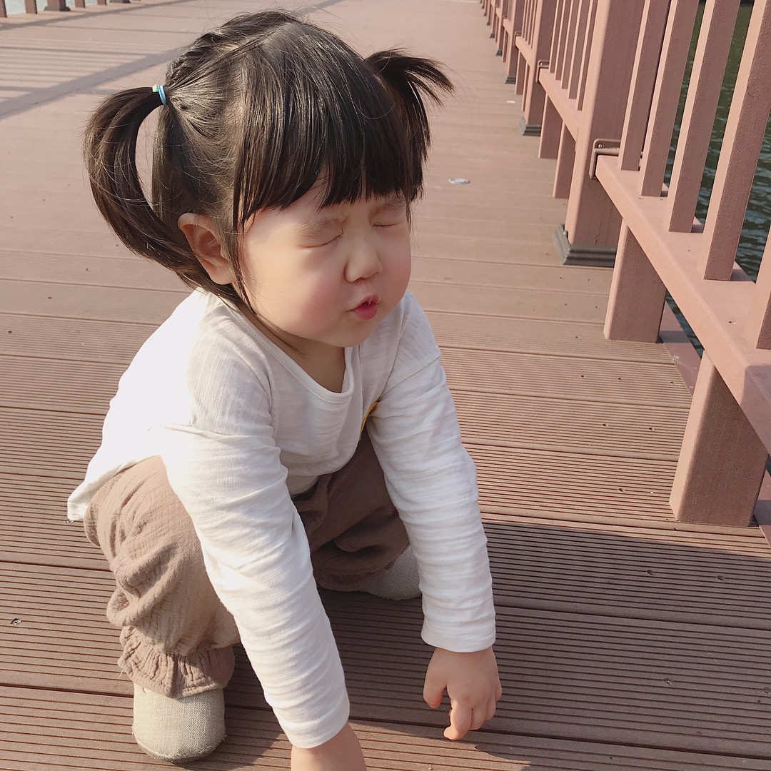 Bầu trời dễ thương đến từ Hàn Quốc khiến ai cũng muốn có một cô con gái   Làm cha mẹ