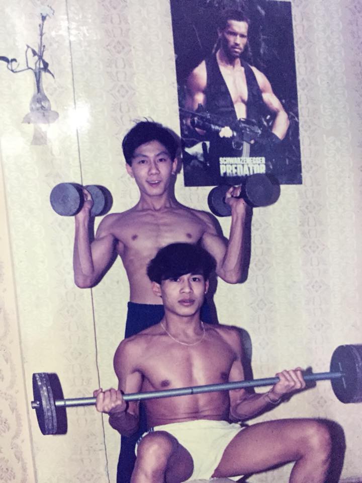 Bố bạn là hotboy đời đầu à?: Câu hỏi của hầu hết cư dân mạng khi thấy cô gái khoe ảnh ngày xưa ơi của bố - Ảnh 5. Bố bạn là hotboy đời đầu à?: Câu hỏi của hầu hết cư dân mạng khi thấy cô gái khoe ảnh ngày xưa ơi của bố - Ảnh 5.