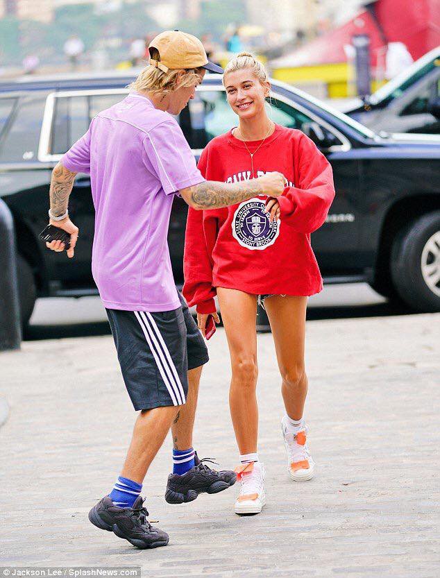 Đ&iacute;nh h&ocirc;n với Hailey, nhan sắc Justin Bieber thay đổi hẳn: Da l&aacute;ng, sạch r&acirc;u v&agrave; l&uacute;c n&agrave;o cũng tươi tắn hạnh ph&uacute;c - Ảnh 5.
