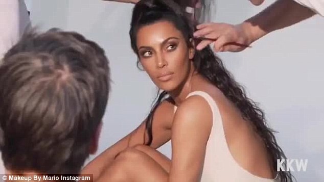 Kim Kardashian tung clip chứng minh đường cong đẹp bốc lửa kh&ocirc;ng cần photoshop - Ảnh 5.