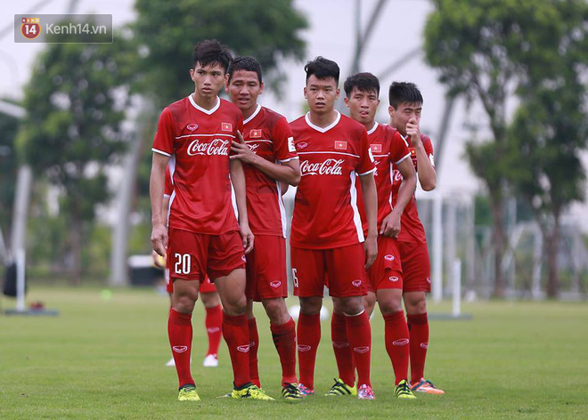 U23 Việt Nam tập chiêu đá phạt góc như đội tuyển Anh ở World Cup 2018 - Ảnh 2.