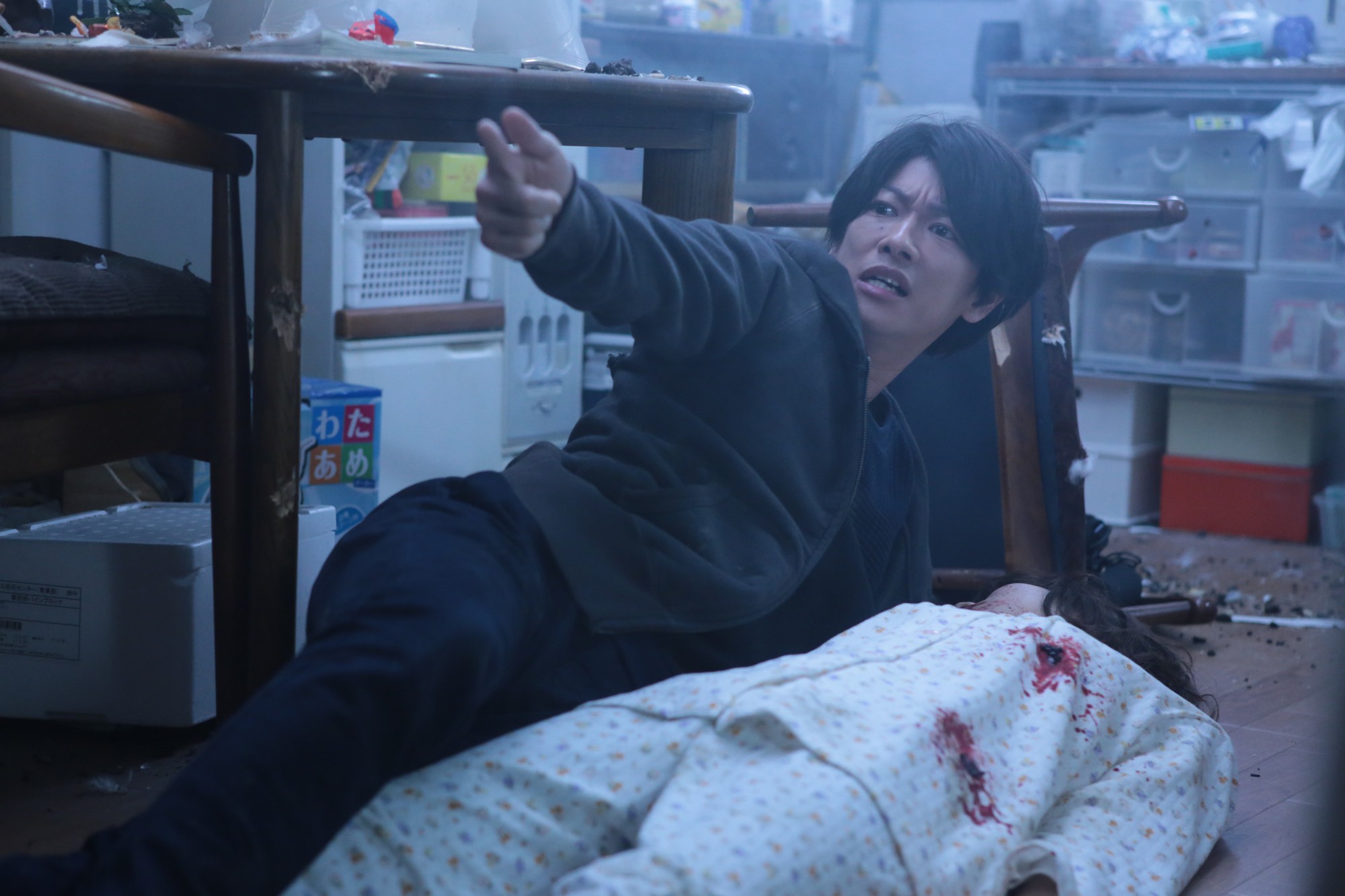 Nâng tầm ý nghĩa của nguyên tác, Inuyashiki gây ấn tượng mạnh nhờ loạt cải biến hợp lý - Ảnh 6.