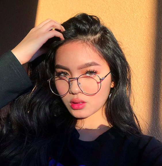 Sinh năm 1999 nhưng nàng beauty blogger gốc Việt này đã khiến bao người mê mẩn bởi vẻ ngoài cực Tây - Ảnh 8.