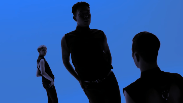 Nữ idol tự nhận quyến rũ nhất Kpop tung clip nh&aacute; h&agrave;ng với d&agrave;n vũ c&ocirc;ng nam mang gi&agrave;y cao g&oacute;t - Ảnh 3.