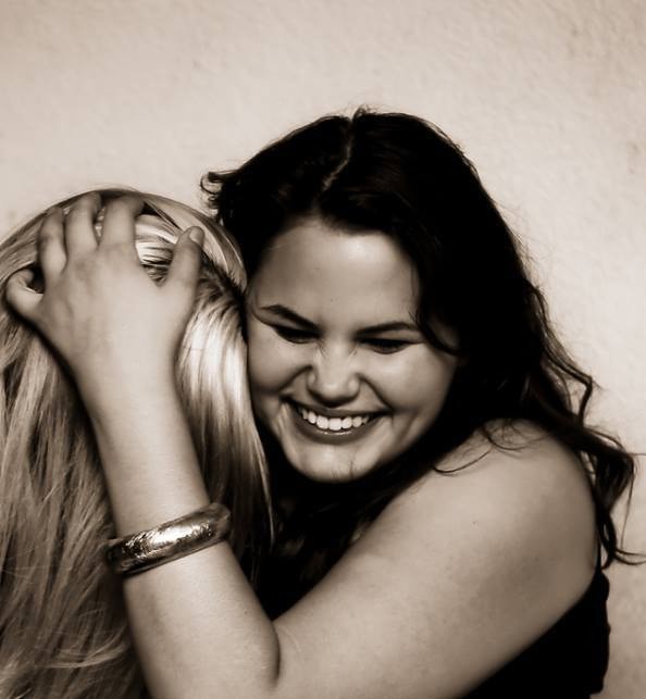 Cwtch: Một từ mới đang gây “bão” trong giới trẻ Châu Âu và câu chuyện cảm động đằng sau nó - Ảnh 3.