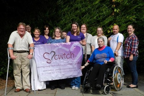 Cwtch: Một từ mới đang gây “bão” trong giới trẻ Châu Âu và câu chuyện cảm động đằng sau nó - Ảnh 5.