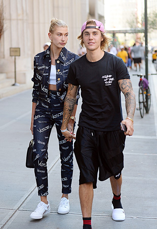 Justin Bieber Hailey Baldwin đính hôn sau khi tái hợp 1 tháng - Ảnh 1.