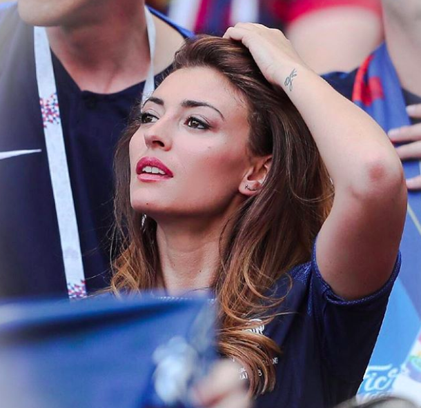 Hoa hậu Pháp là người yêu của cầu thủ lập tuyệt phẩm loại Argentina khỏi World Cup 2018 - Ảnh 3.