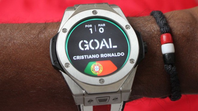 Hublot Big Bang Referee - Chiếc smartwatch trị giá 120 triệu trên tay trọng tài tại mỗi trận đấu World Cup 2018 có gì đặc biệt? - Ảnh 4.