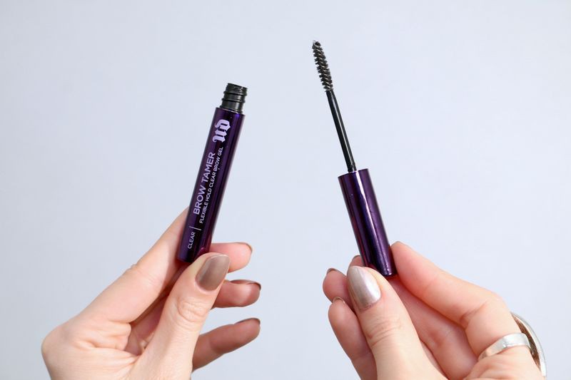 Chỉ cần dùng thêm 1 sản phẩm này, bạn sẽ không lo mascara bị nhòe ngay cả khi mồ hôi nhễ nhại - Ảnh 3.