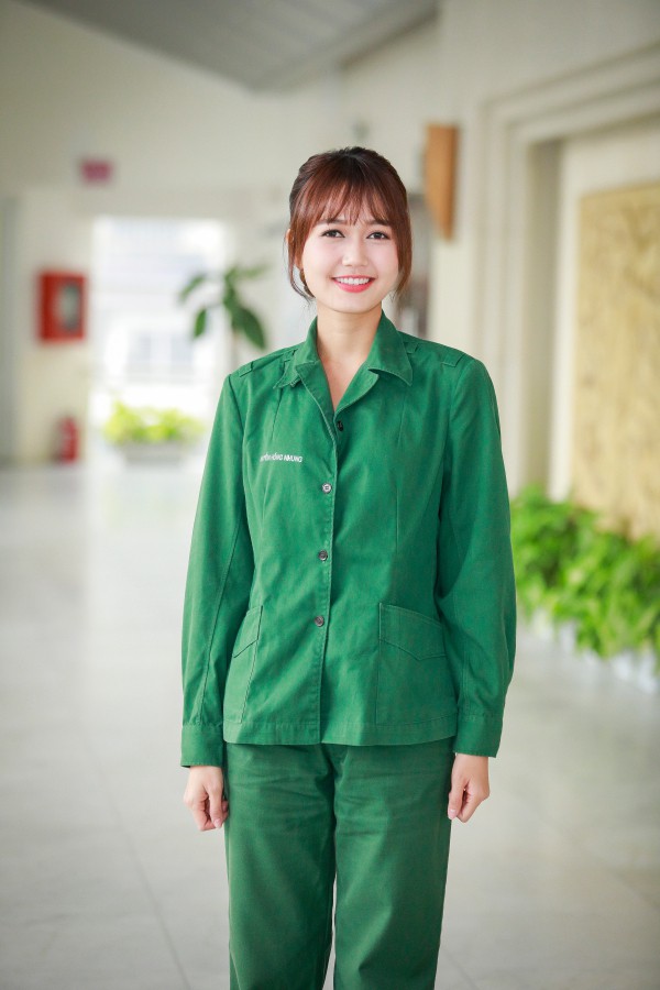 Dàn sao nữ Hàn Quốc & Việt Nam khi đi nhập ngũ: Ai để mặt mộc thực sự? - Ảnh 7.