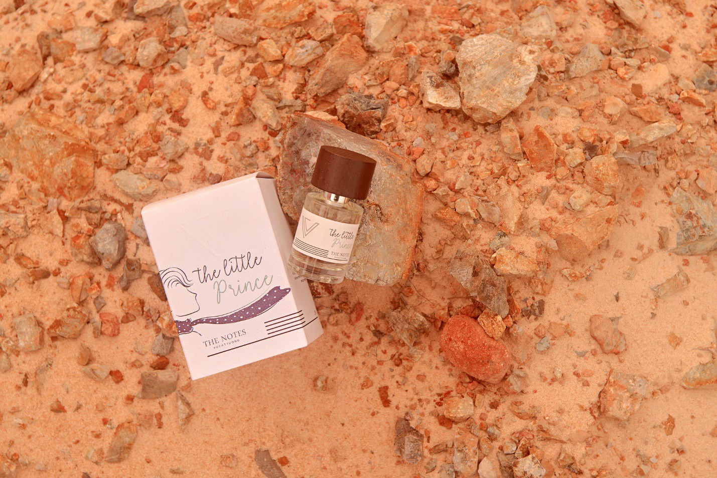 Vũ Cát Tường chính thức ra mắt chai nước hoa thứ 2 Little Prince - Ảnh 9. Vũ Cát Tường chính thức ra mắt chai nước hoa thứ 2 Little Prince - Ảnh 9.
