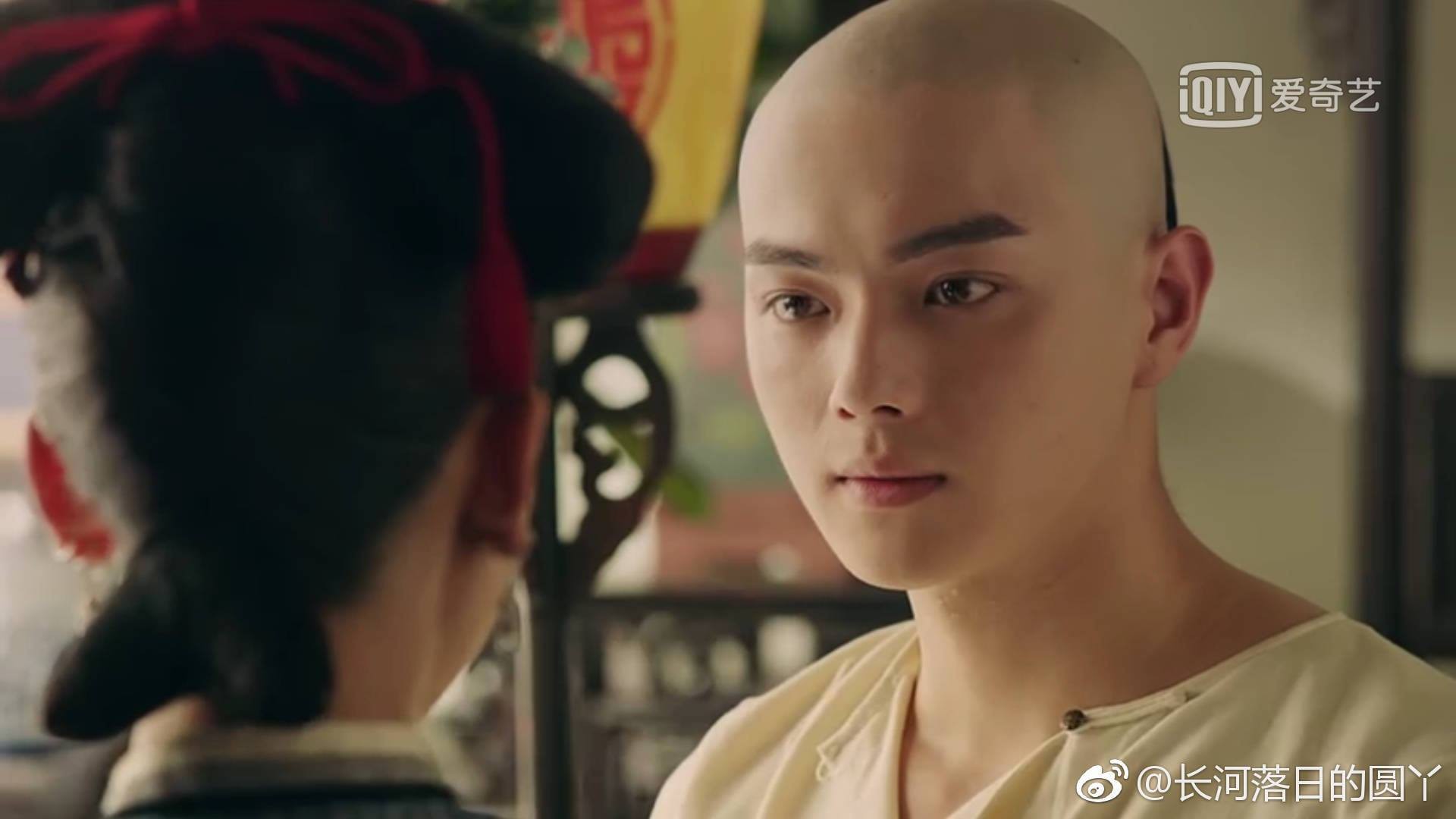Phó Hằng vs Càn Long: Một người là thanh xuân để day dứt khôn nguôi, một người là chỗ dựa cả đời - Ảnh 7. Phó Hằng vs Càn Long: Một người là thanh xuân để day dứt khôn nguôi, một người là chỗ dựa cả đời - Ảnh 7.