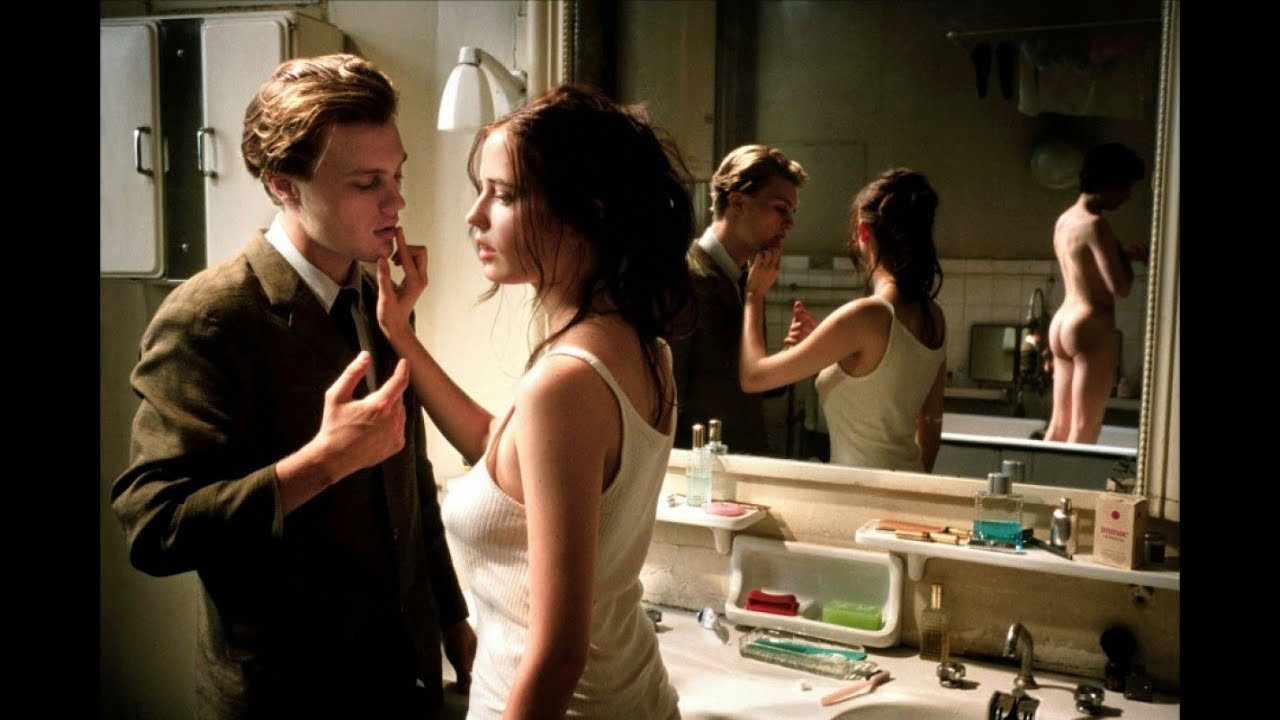 The Dreamers": Sống như một nghệ sĩ thực thụ hay trần trụi với lý tưởng  mộng mơ?