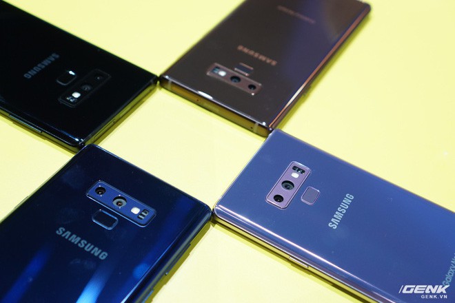 Ảnh thực tế Galaxy Note 9 vừa mới ra mắt: Có những gì đỉnh hơn người tiền nhiệm Note 8? - Ảnh 18.
