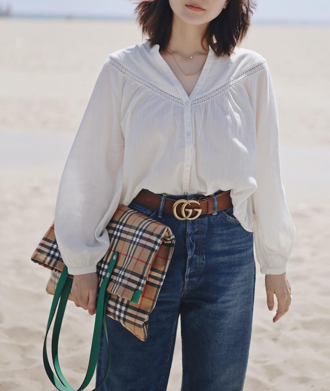 Th&acirc;n h&igrave;nh quả t&aacute;o với v&ograve;ng bụng lớn vẫn mặc đẹp nức nở, chỉ cần c&aacute;c n&agrave;ng diện đồ theo 4 tips n&agrave;y - Ảnh 3.