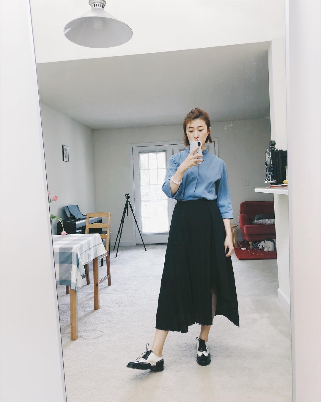 Th&acirc;n h&igrave;nh quả t&aacute;o với v&ograve;ng bụng lớn vẫn mặc đẹp nức nở, chỉ cần c&aacute;c n&agrave;ng diện đồ theo 4 tips n&agrave;y - Ảnh 5.