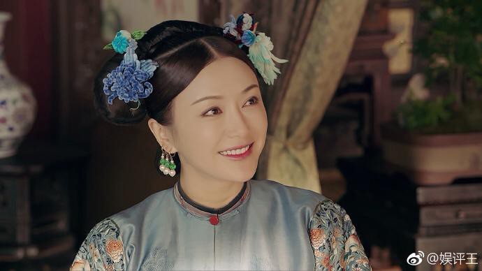 Nhan sắc c&ugrave;ng phong c&aacute;ch ngo&agrave;i đời thực của 6 n&agrave;ng Phi tần trong phim Di&ecirc;n hi c&ocirc;ng lược - Ảnh 8.