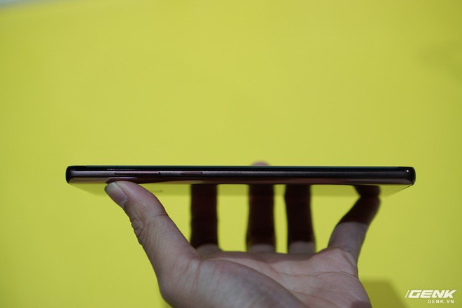 Ảnh thực tế Galaxy Note 9 vừa mới ra mắt: Có những gì đỉnh hơn người tiền nhiệm Note 8? - Ảnh 12.