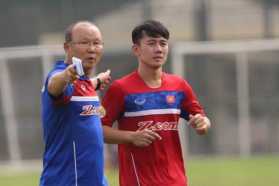 Minh Vương, “con cưng” và vai đóng thế của ông Park - Ảnh 1. Minh Vương, “con cưng” và vai đóng thế của ông Park - Ảnh 1.
